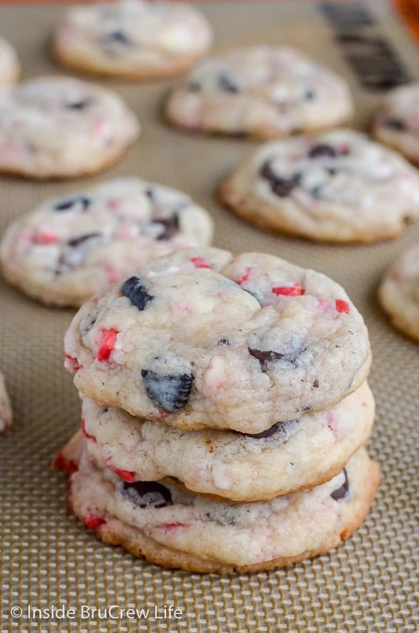 Oreo Peppermint Holiday Cookies