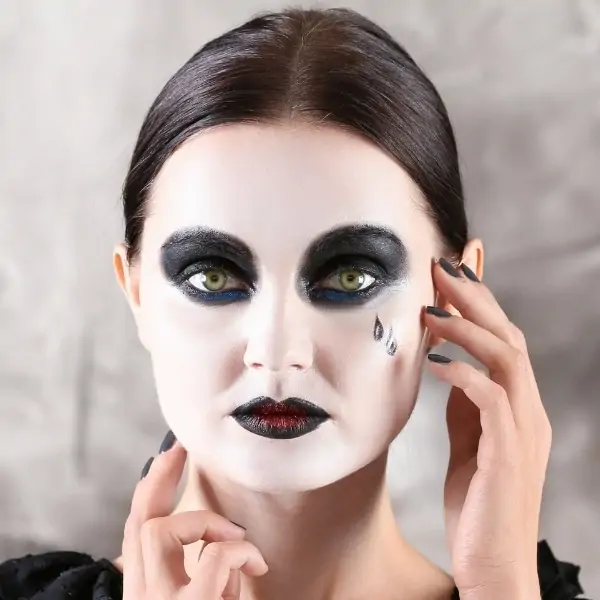 mime halloween makeup idea for women