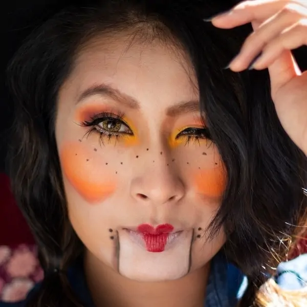 woman with cute scarecrow halloween makeup idea