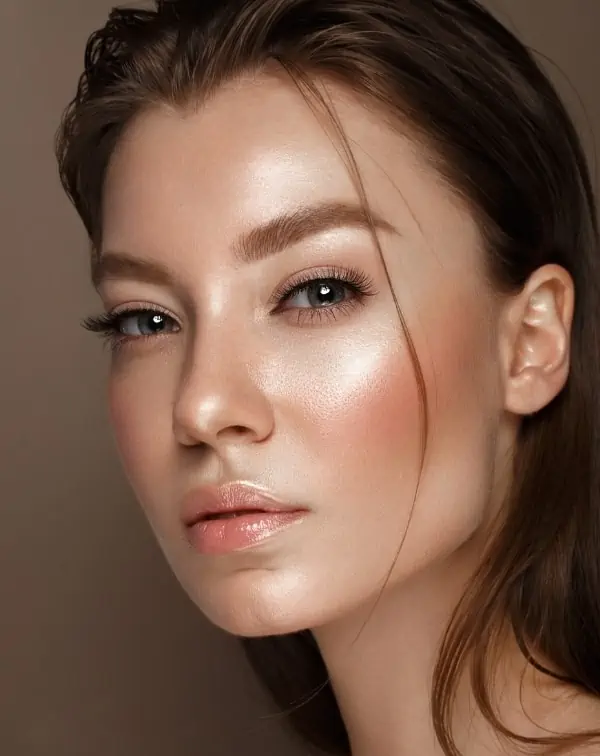 woman with glowing makeup for summer