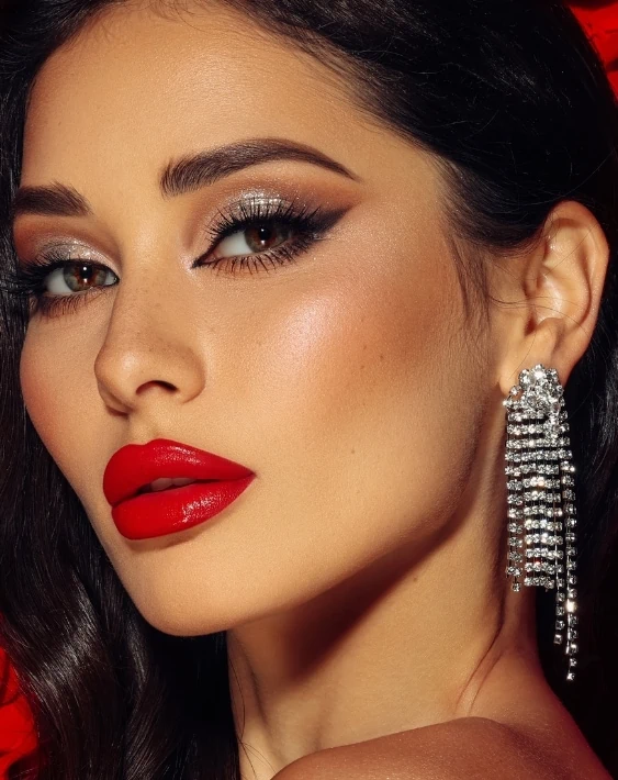 Eyeshadow With Red Lipstick: Best Ways To Rock It +29 Sexy Looks