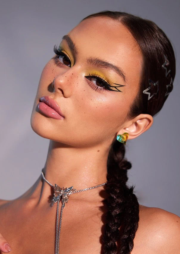 woman with creative eyeshadow makeup look for spring