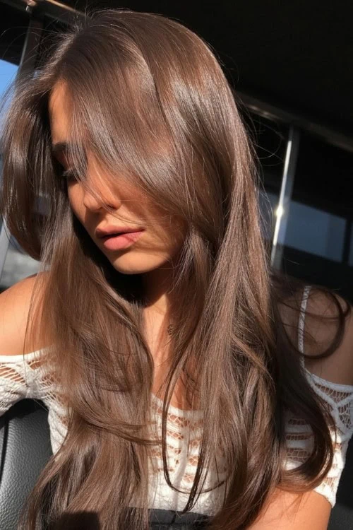 woman with mocha brown hair color